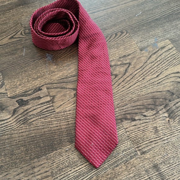 Hugo Boss Made in Italy Tie - From Harry Rosen - Picture 2 of 2